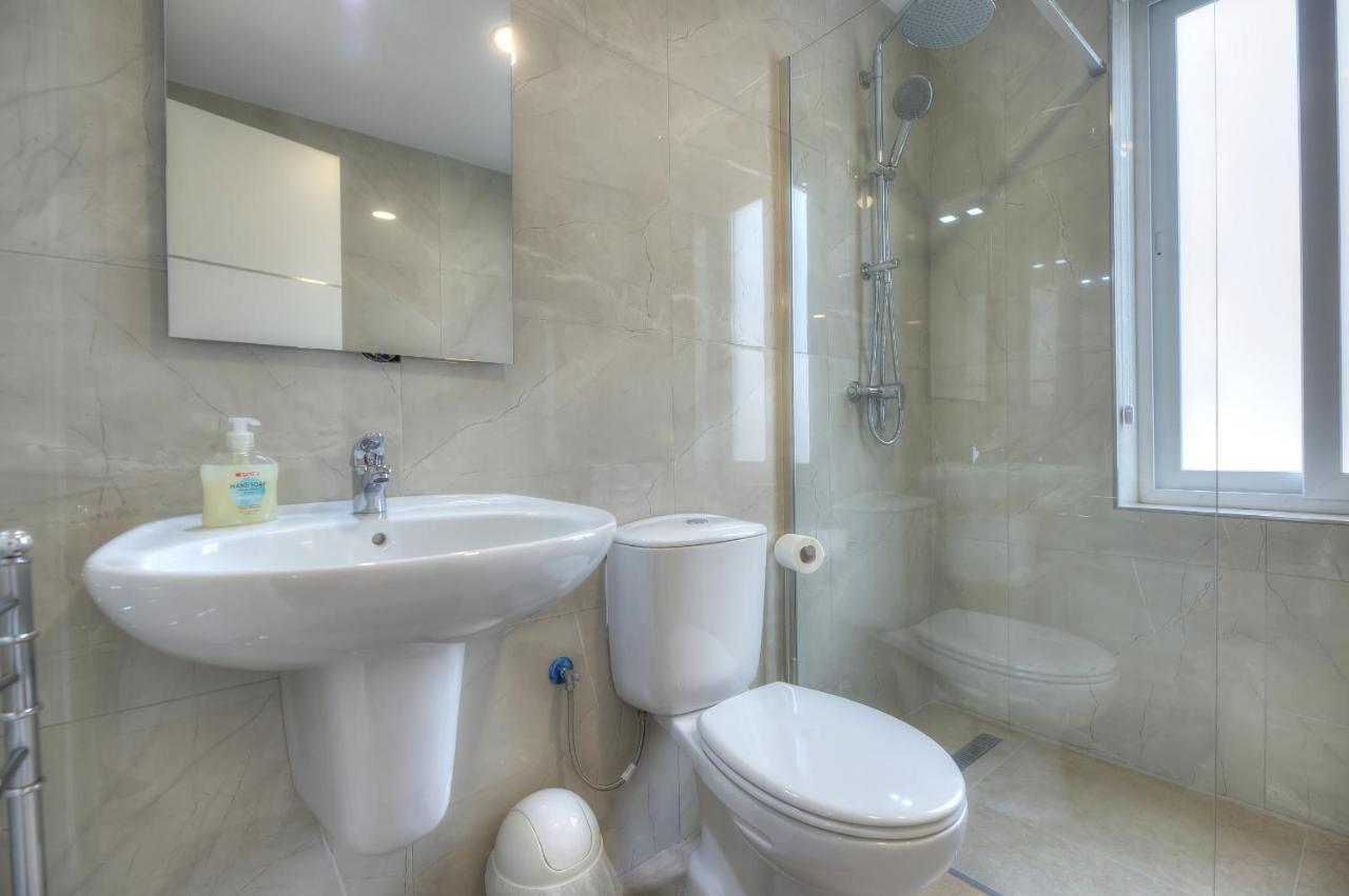 Spacious And Tastefully Furnished 2 Bedroom Apartment Ddif1-3 Gzira ภายนอก รูปภาพ